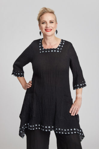 Saaga tunic, black/white